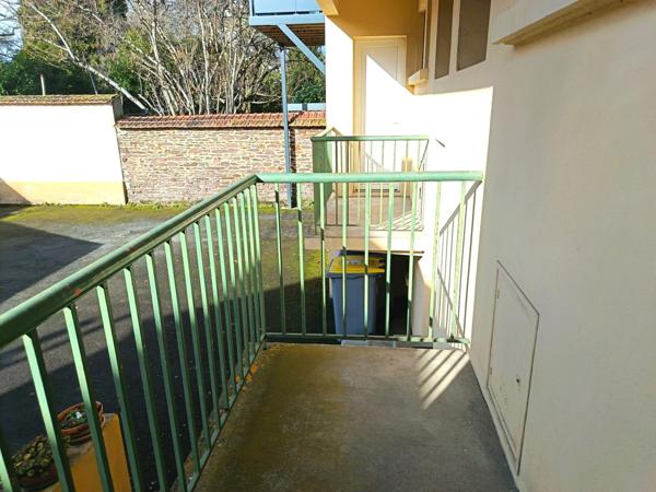 Très bel appartement 3 pièces, quartier OBERTHUR, tous commerces et parc du THABOR.