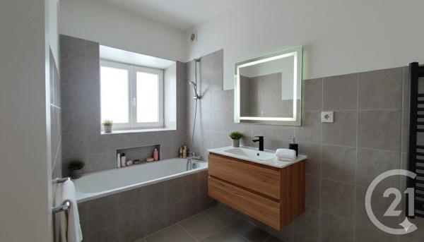 Appartement T5 à vendre  5 pièces - 93,50 m2 ST ALBAN LEYSSE - 73