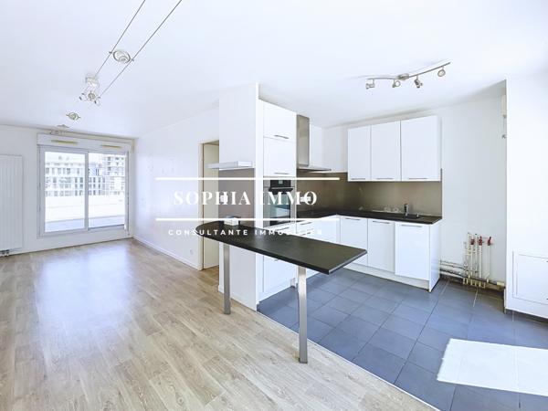 Appartement
         3 pièces
        - 70 m² Exclusivité 315 000 € *