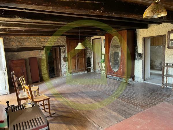 Maison à rénover à RANCHAL (69470)