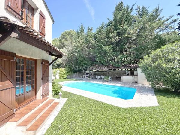 Vente Maison 7 pièces 185 m2 à Saint-Martin-du-Var