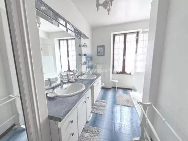 Vente Maison 7 pièces 185 m2 à Saint-Martin-du-Var