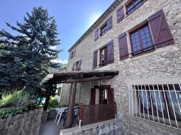 Vente Maison 7 pièces 185 m2 à Saint-Martin-du-Var