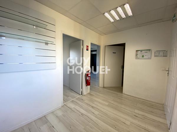 Local commercial / Bureau Lons d'environ 35 m2