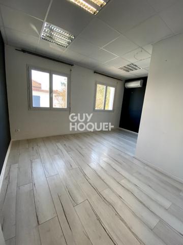 Local commercial / Bureau Lons d'environ 35 m2