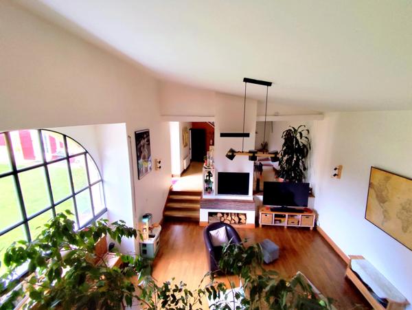 NOUAILLE-MAUPERTUIS - MAISON T 6 Nouaillé-Maupertuis (86340)