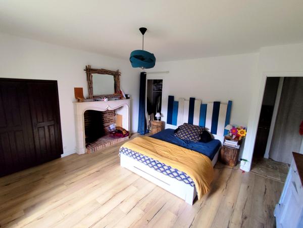 NOUAILLE-MAUPERTUIS - MAISON T 6 Nouaillé-Maupertuis (86340)