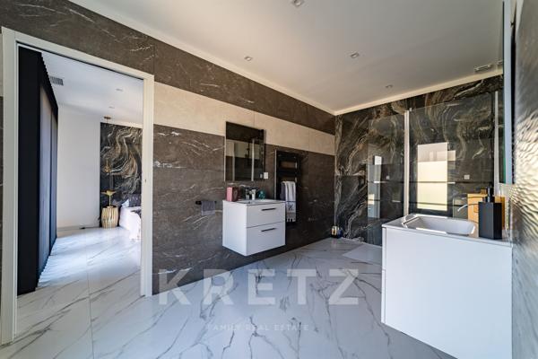 Villa contemporaine en bord de mer