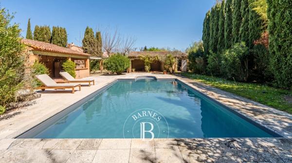 Aix-en-Provence, Propriété  434 m² à vendre