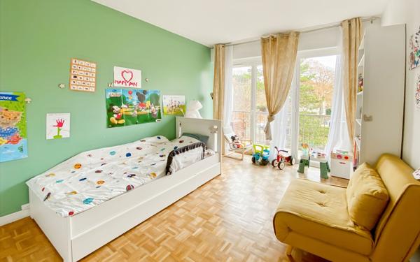 Appartement à vendre    5 pièces • 99,31 m2 Versailles