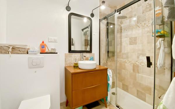 Appartement à vendre    5 pièces • 99,31 m2 Versailles