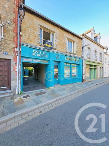 Immeuble à vendre  154 m 2   COMBOURG  - 35