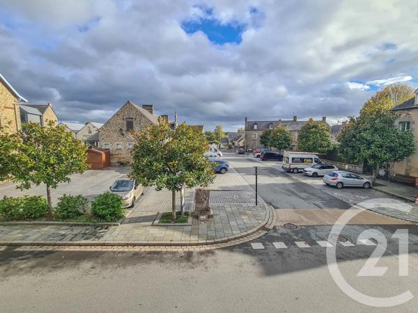 Immeuble à vendre  154 m 2   COMBOURG  - 35