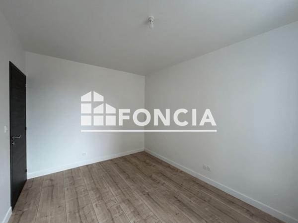 Location Maison 4 pièces 69.73 m² - 4 RUE HOCHE Charleville Mezieres 08000