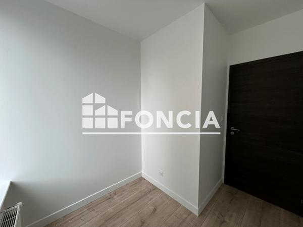 Location Maison 4 pièces 69.73 m² - 4 RUE HOCHE Charleville Mezieres 08000