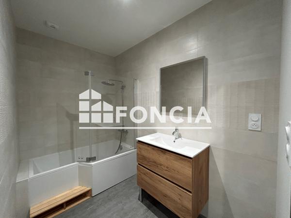 Location Maison 4 pièces 69.73 m² - 4 RUE HOCHE Charleville Mezieres 08000