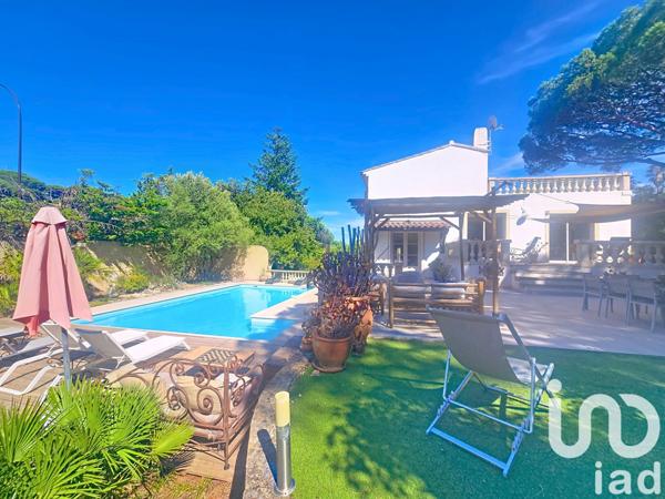 Maison à vendre 5 pièces 207 m² Sainte-Maxime