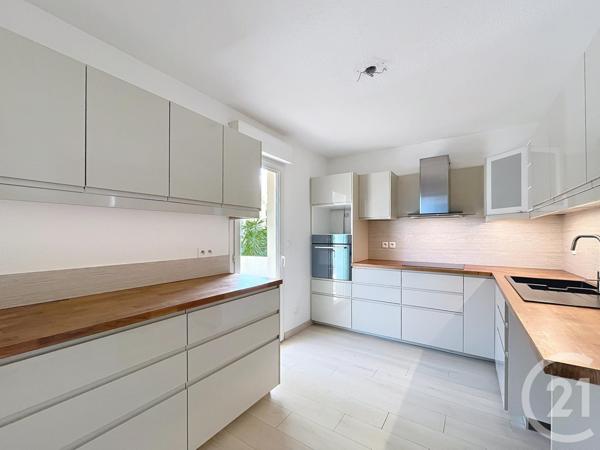 Appartement T4 à vendre  3 pièces - 84,07 m2 CAVALAIRE SUR MER - 83