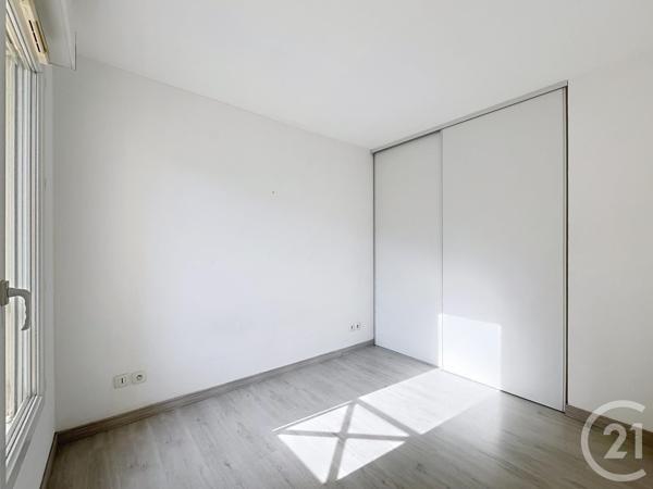 Appartement T4 à vendre  3 pièces - 84,07 m2 CAVALAIRE SUR MER - 83