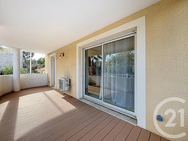 Appartement T4 à vendre  3 pièces - 84,07 m2 CAVALAIRE SUR MER - 83