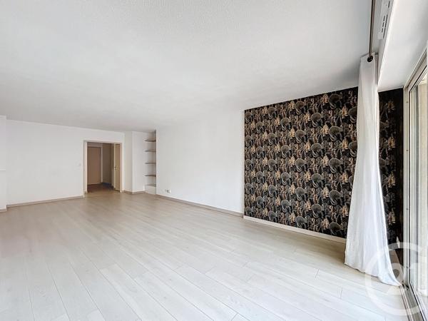 Appartement T4 à vendre  3 pièces - 84,07 m2 CAVALAIRE SUR MER - 83