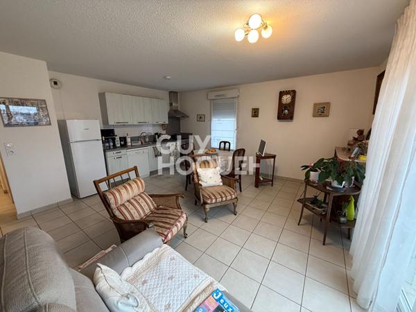 EXCLUSIVITE - A vendre à Perpignan (66000) quartier ST ASSISCLE Appartement T3 Loué de 67 m² avec terrasse et garage