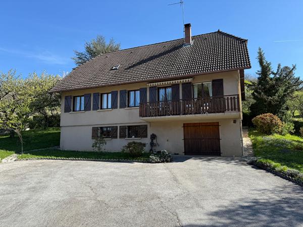 Maison - 7 pièces - 150 m²