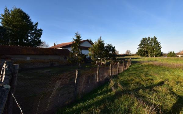 Maison à vendre    3 pièces •  Briennon