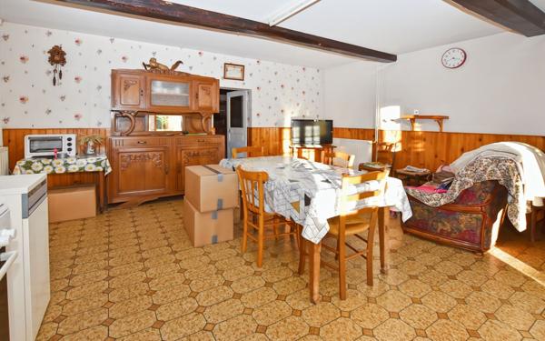 Maison à vendre    3 pièces •  Briennon