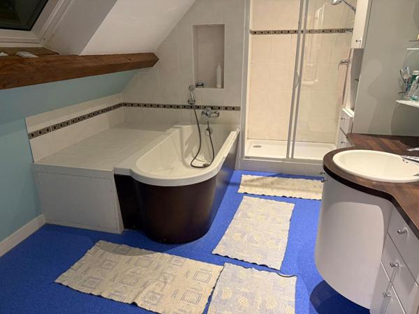 Maison 7 pièces de 234m² sur secteur très prisé de Saint Marcel