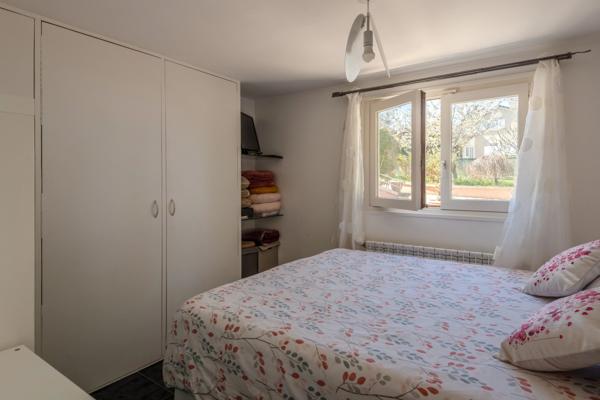 Maison de 275 m² avec 5 chambres - piscine - pool house