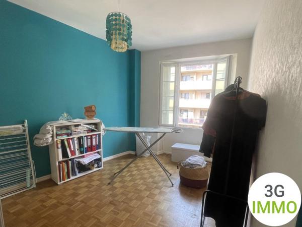 Vente / Appartement T3 à Pau (64000)