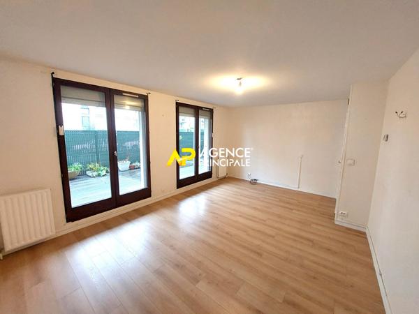 BEZONS _ Appartement 3 pièces Rez-de-jardin €241 500 ** - Référence 4465