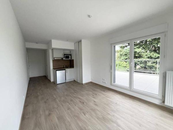 Appartement 1 pièce                                        - 35000 Rennes Réf : 2379