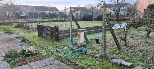 Terrain constructible, en second rideau, idéalement situé de 514 M²