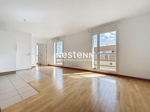 ISSY LES MOULINEAUX - FORT D'ISSY - Vente appartement 2 pièces de 47,90 m² avec un balcon de 16,70 m²