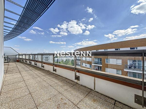 ISSY LES MOULINEAUX - FORT D'ISSY - Vente appartement 2 pièces de 47,90 m² avec un balcon de 16,70 m²
