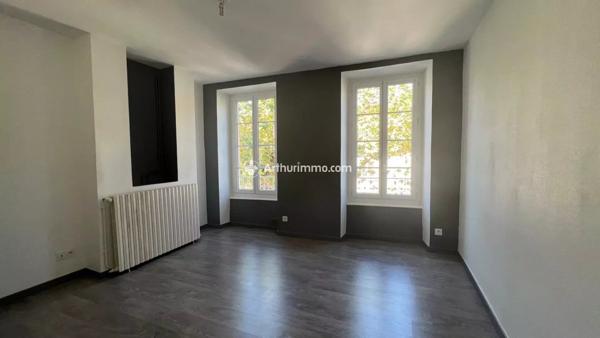 Location Appartement 3 pièces 52 m2 à Millau
