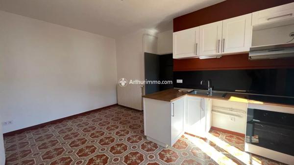 Location Appartement 3 pièces 52 m2 à Millau