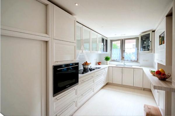 Maison Elancourt 6 pièces 102 m²