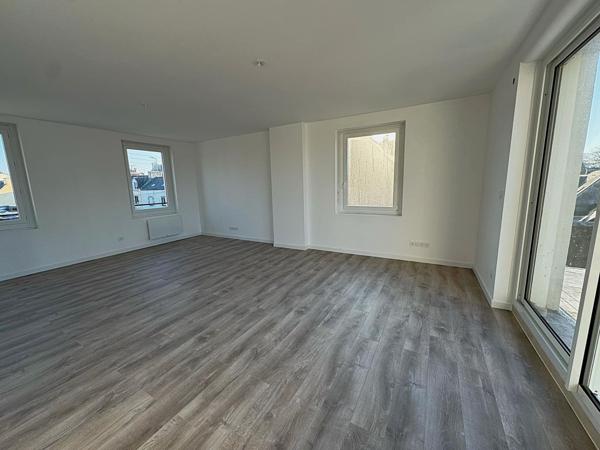 Location Appartement63 m² - 3 Pièces - LESNEVEN (29260)