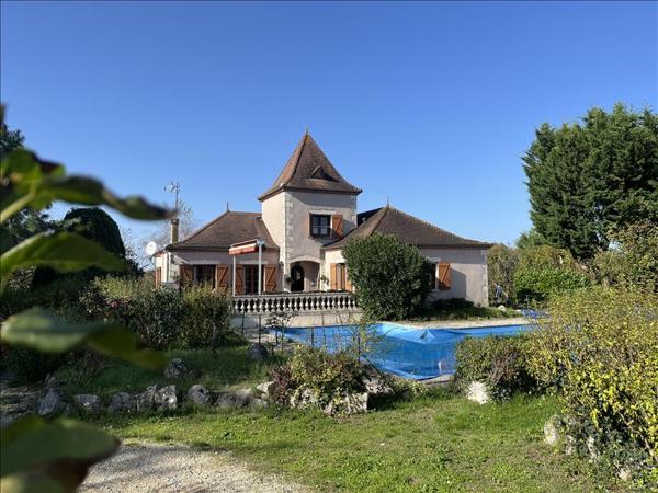 Maison à vendre |  Montpon-Ménestérol |  4 pièces | 138 m²