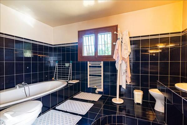 Maison à vendre |  Montpon-Ménestérol |  4 pièces | 138 m²