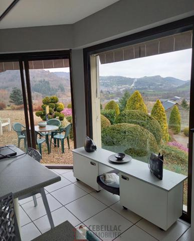 Maison de caractère avec piscine couverte et vue exceptionnelle