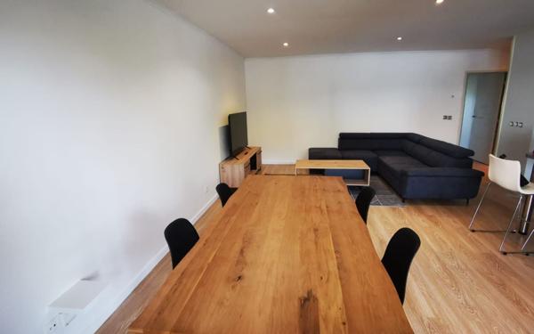 Appartement à louer    4 pièces • 90 m2 Pessac