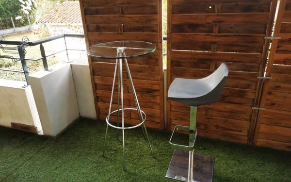 Appartement à louer    4 pièces • 90 m2 Pessac