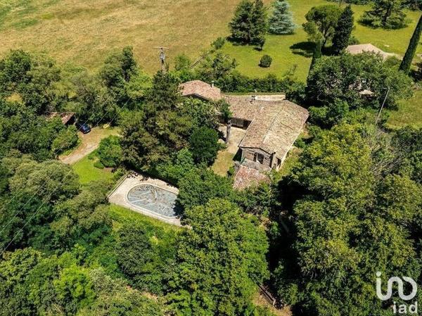 Maison 7 pièces de 160 m² à Loriol-sur-Drôme (26270)