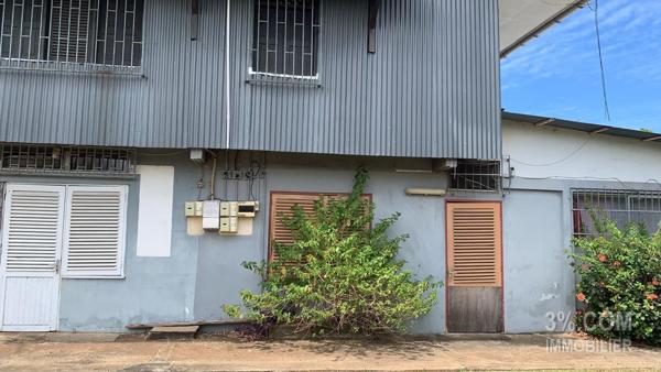 MAISON R+1 DE TYPE F4 rdc et étage d'environ 305m² sur 1124m² de Terrain à Cayenne  Cayenne (97300)