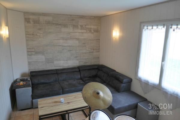 MAISON PLAIN-PIED 8 PIÈCES 196 m², GARAGE, TERRASSE, ÉTANG, PISCINE HORS SOL sur TERRAIN 16 295 m² Aizenay (85190)