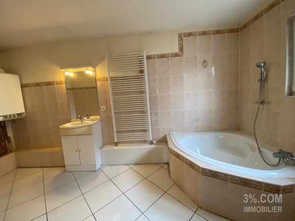 3%.COM Maison à rénover avec dépendance Hochfelden (67270)